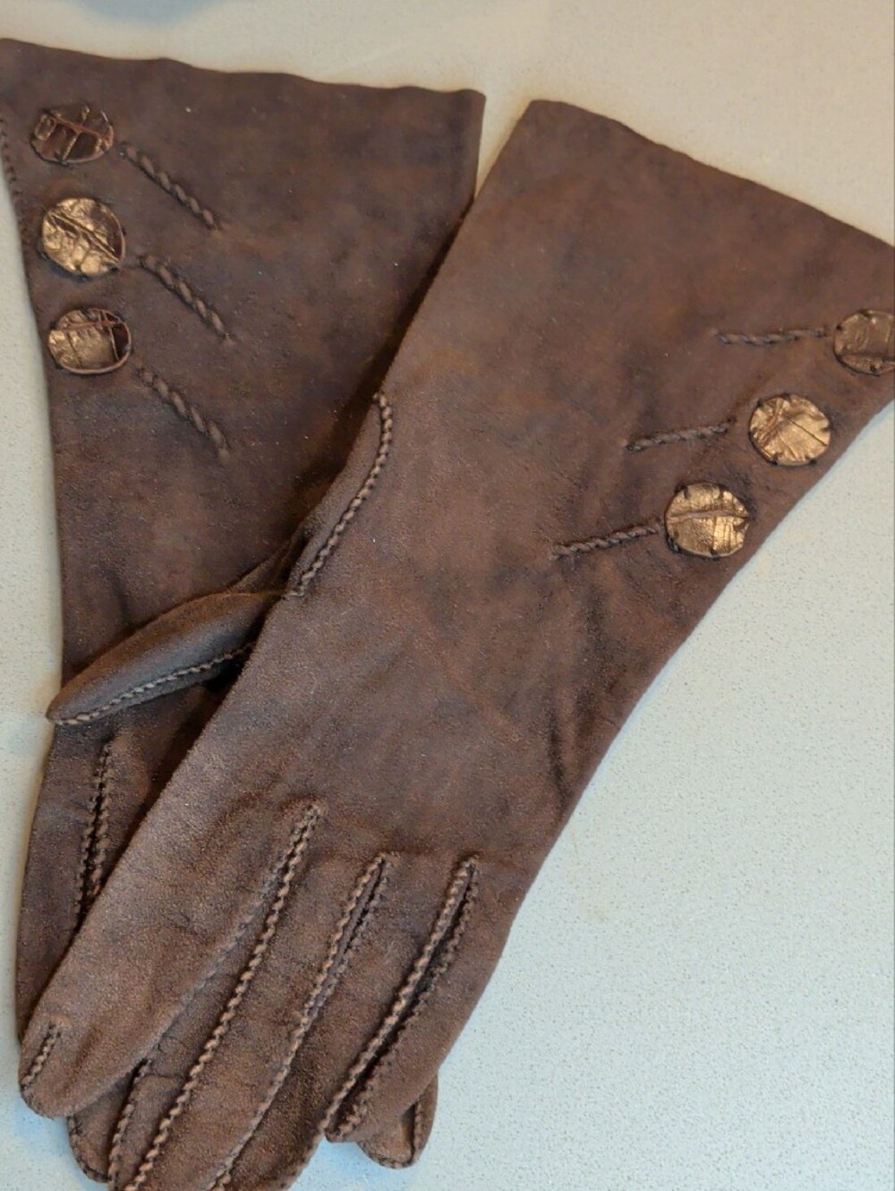 Vintage 70s Women's Brown Leather Gloves Button Trim Saddle Stitch SZ S